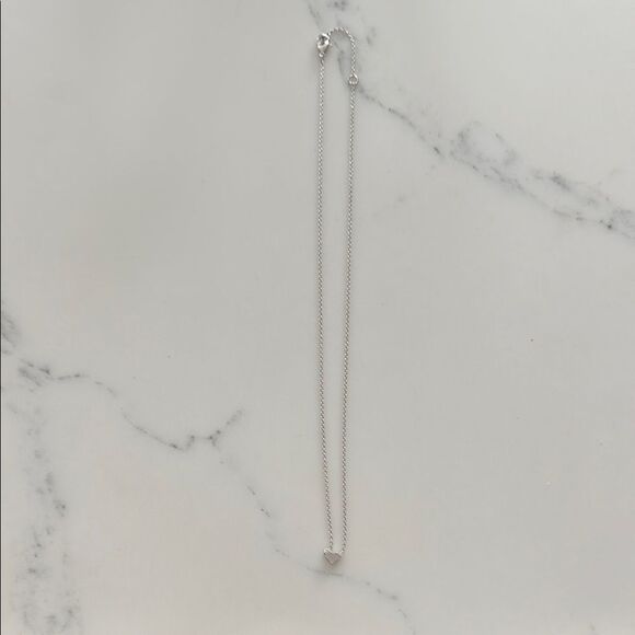 Jewelry - Elegant Silver Heart Necklace‎